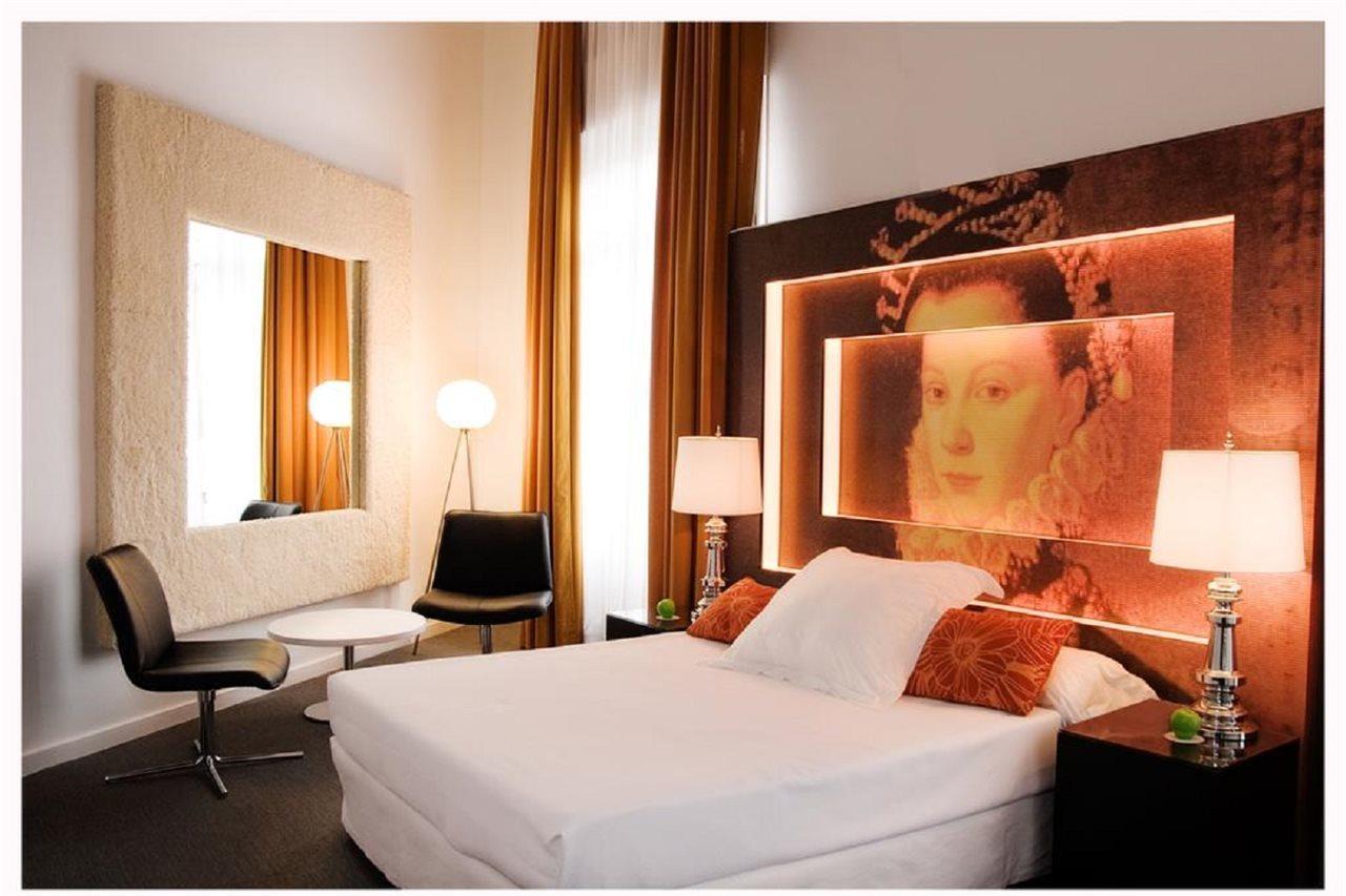 รูมเมท เลารา Hotel มาดริด ภายนอก รูปภาพ