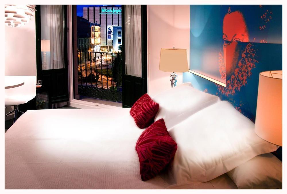 รูมเมท เลารา Hotel มาดริด ภายนอก รูปภาพ