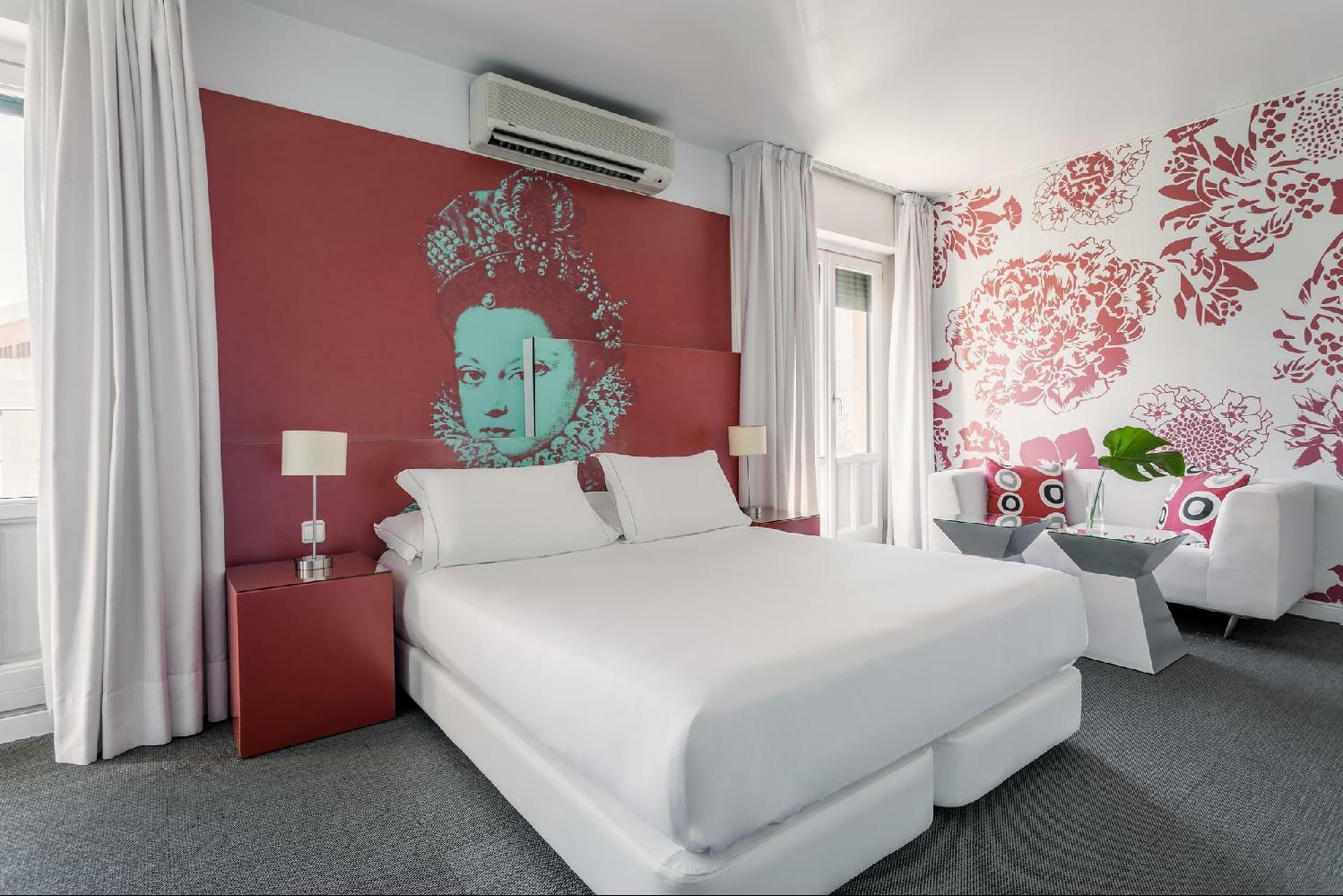 รูมเมท เลารา Hotel มาดริด ภายนอก รูปภาพ